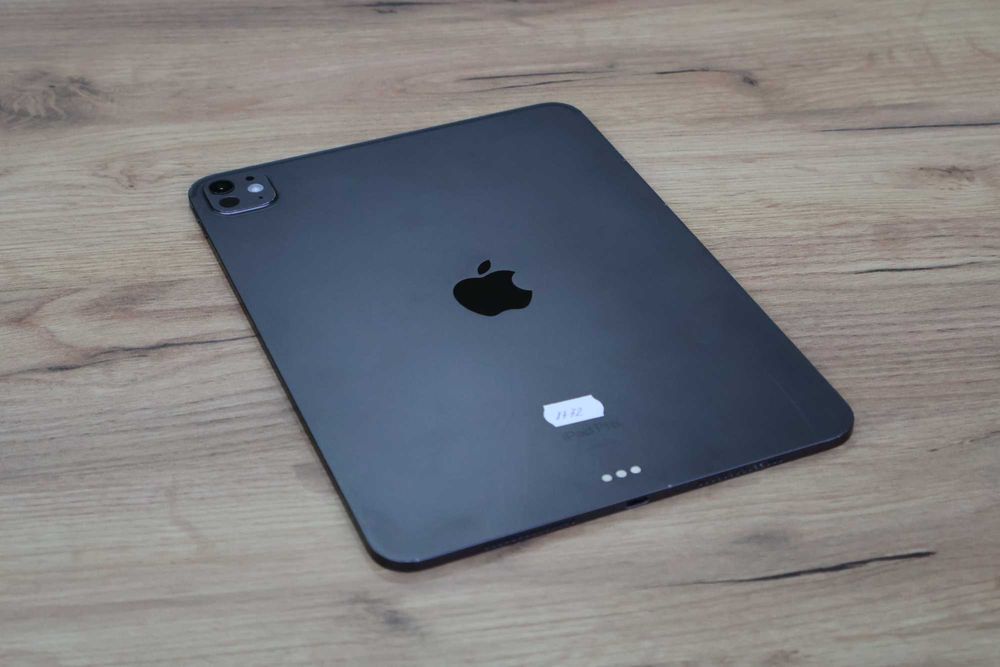 Apple iPad Pro 11 2024 (5-Gen) 256Gb M4 Space Black A2836 Wi-Fi