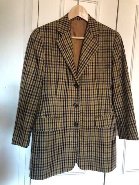 Blazer senhora da marca de luxo Rosa & Teixeira, em pura lã