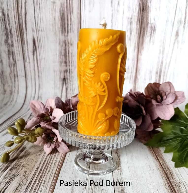 Świeca z wosku pszczelego