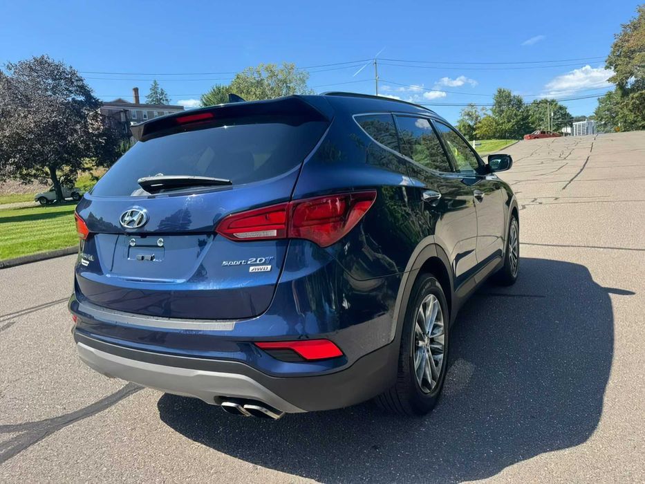 Hyundai Santa Fe      2018