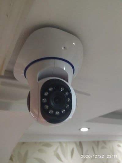 Поворотна Wi-fi камера відеонагляду, розумна IP-камера з додатком