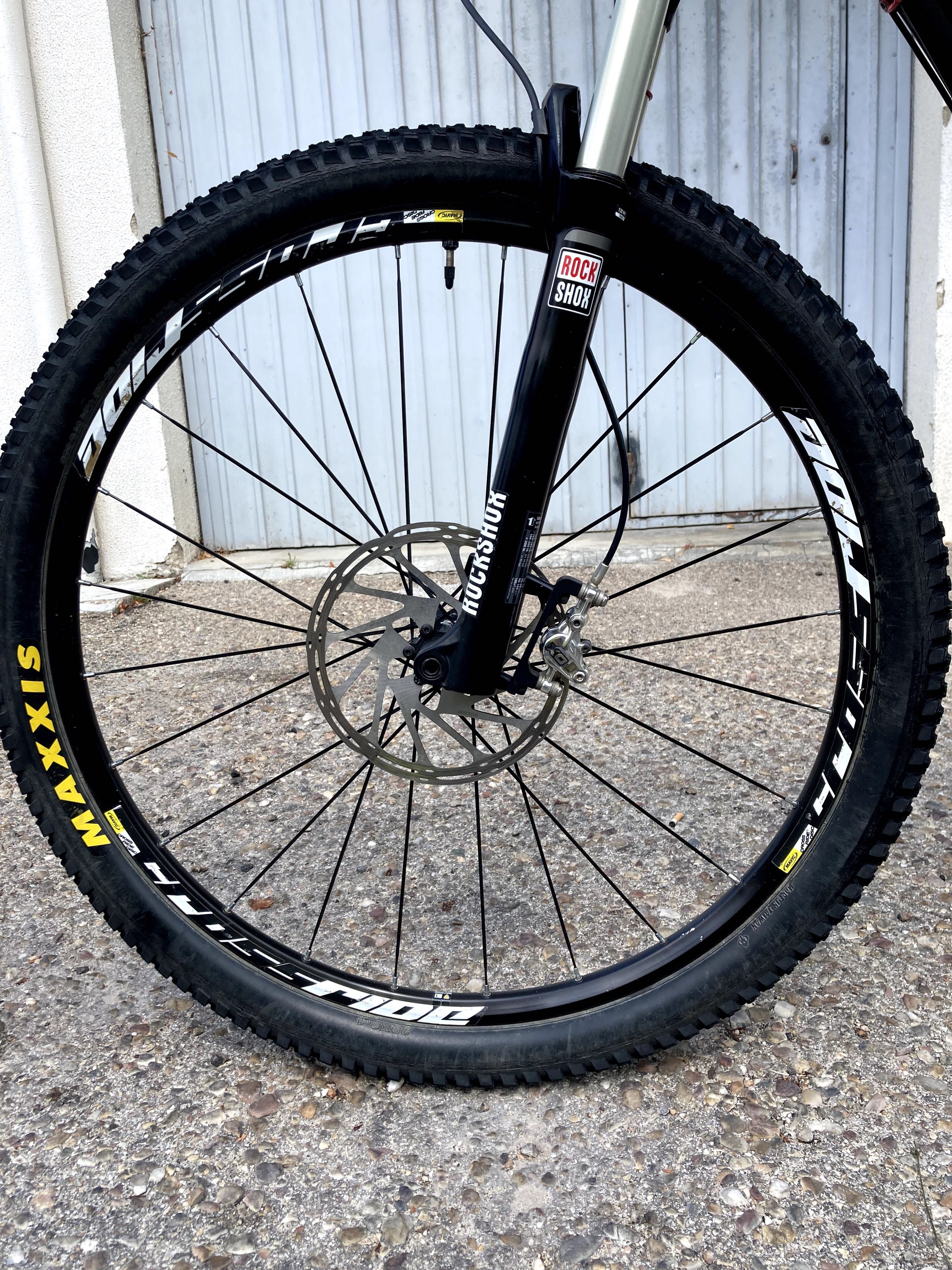 Specialized CAMBER 29"