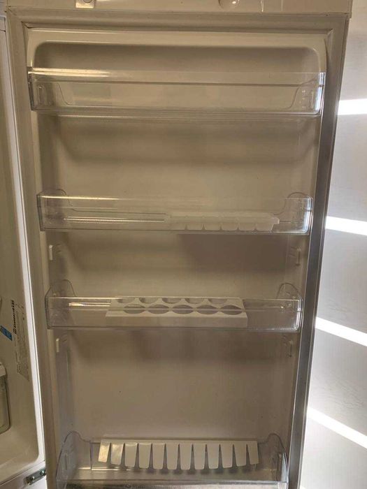 Холодильник Indesit DS 3181 W UA