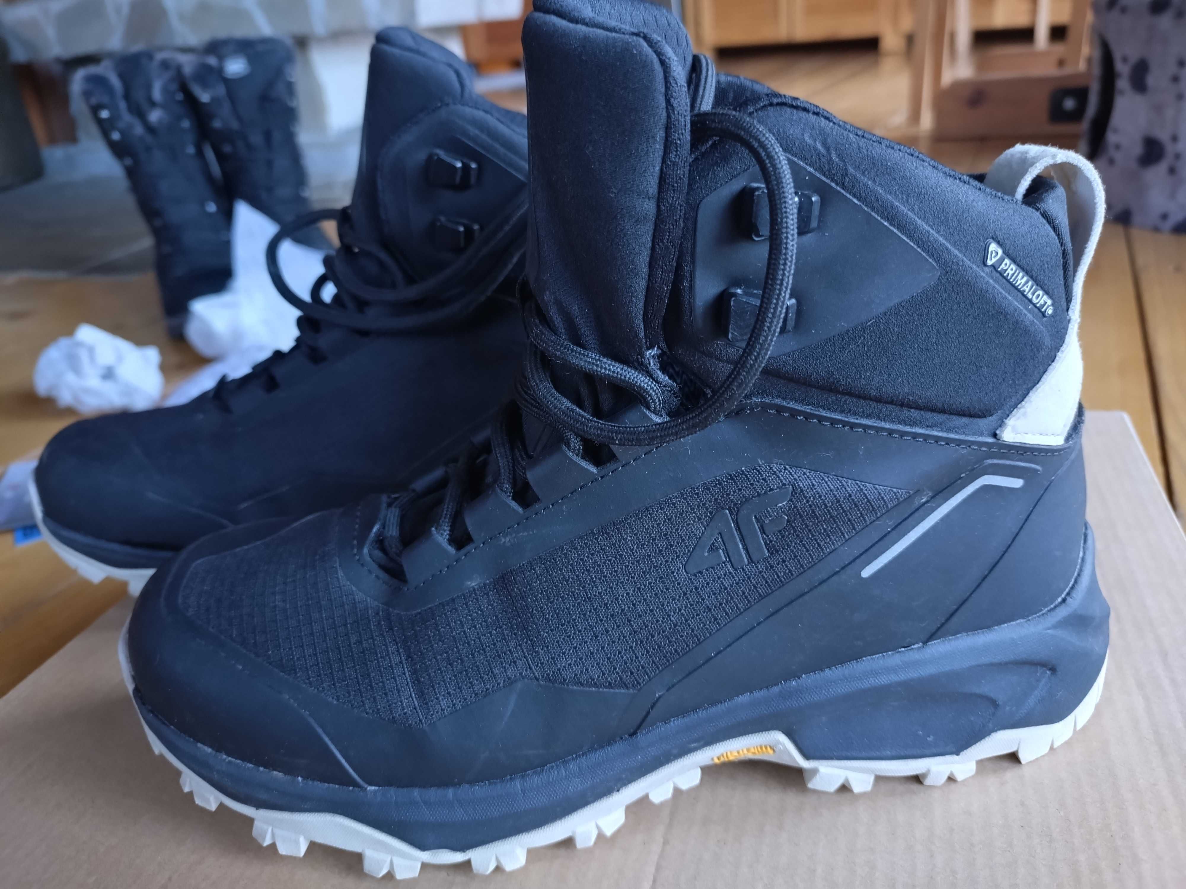 Buty Zimowe  śniegowce 4F Stan + Bardzo Dobry  UNISEX