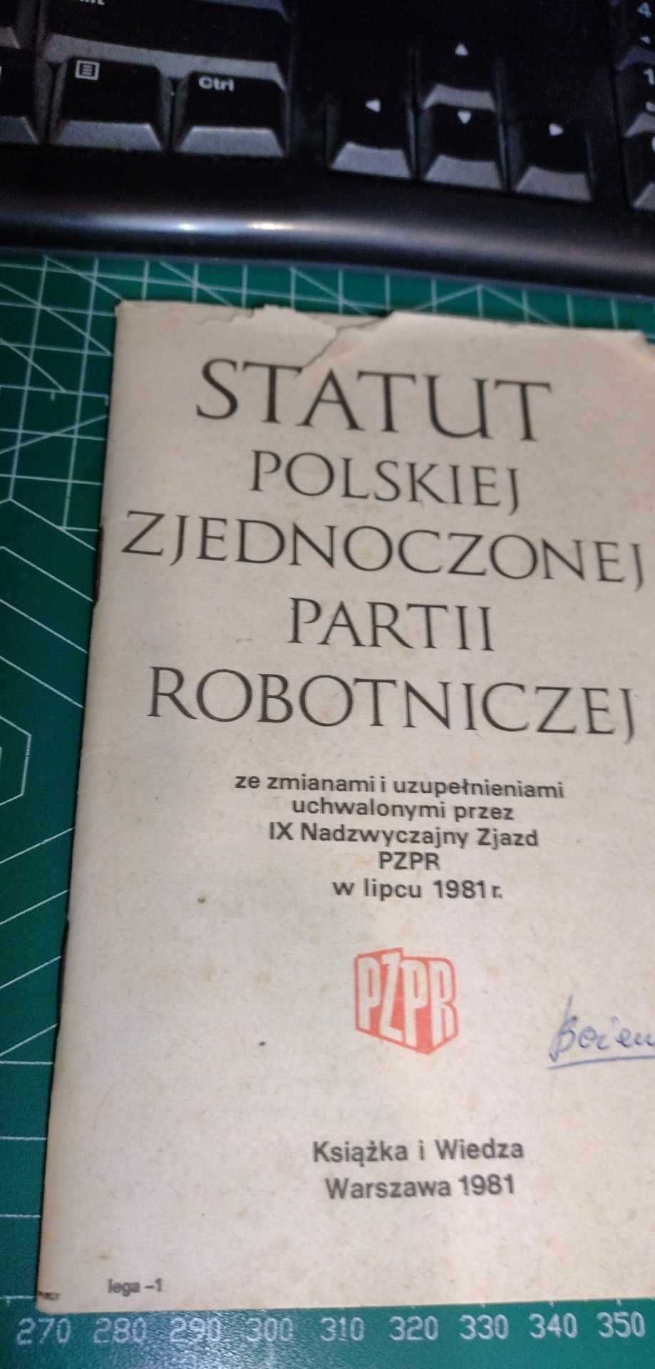 Album na zdjęcia PRL + Statu PZPR 1981 + Gratis