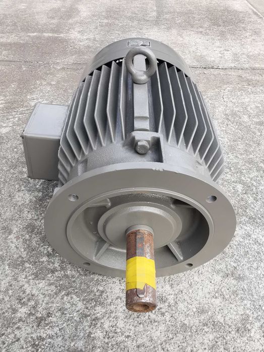 Silnik elektryczny 11 KW  380v 1470 obr/min