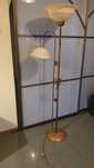 Lampa stojaca że