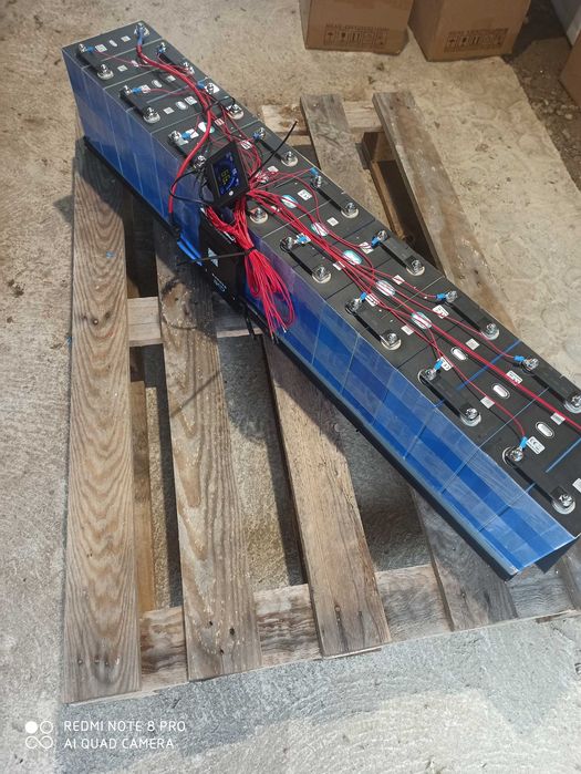 Magazyn Energii 48V Ogniwa LiFePo4 16 x 360Ah z BMS 100A ustawiony