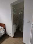 Alugo suite em Miratejo em casa sossegada