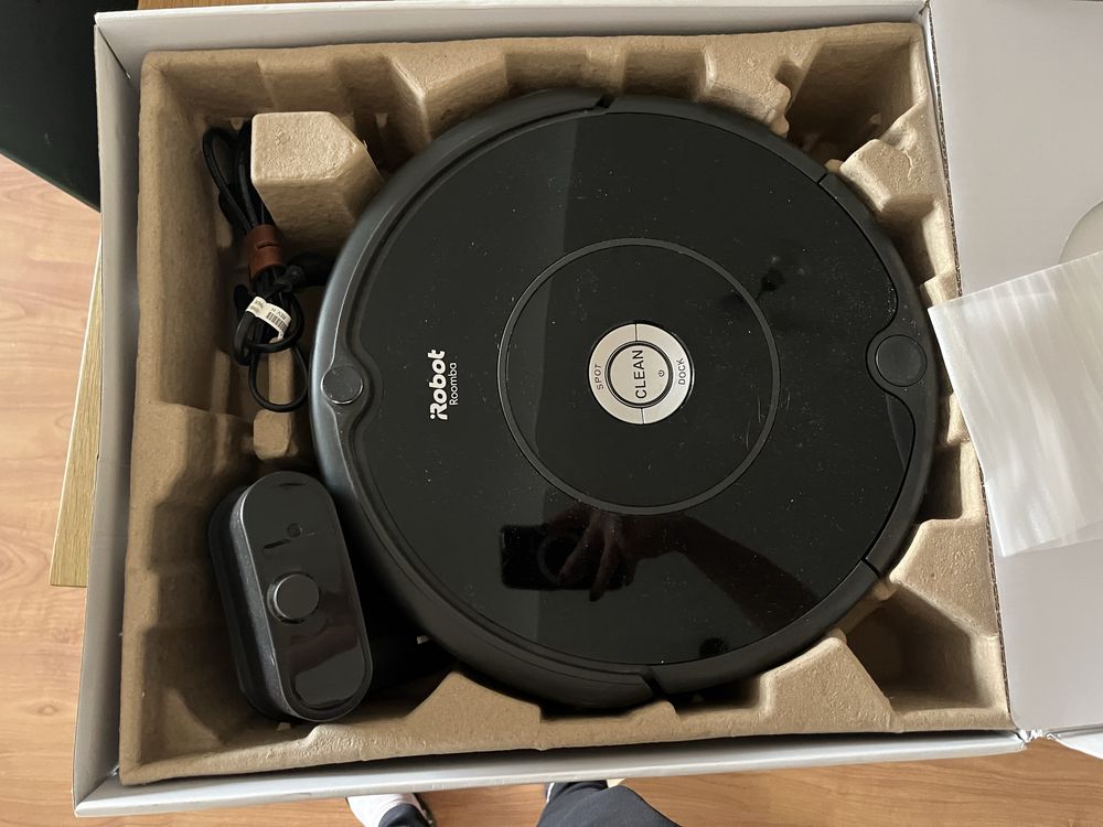 Aspirador Roomba 606