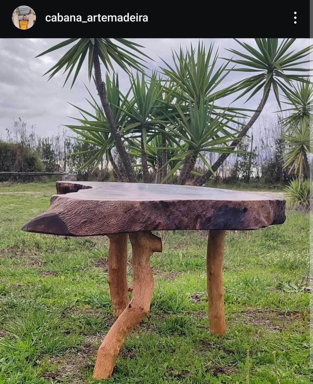 Mesa de centro em rodela de madeira