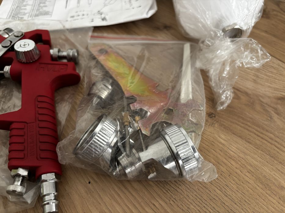 Pistolet lakierniczy Benbow HVLP 1,4 + 1,8 + 2,5 NOWY, nieużywany