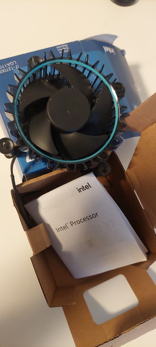 Cooler Intel novo