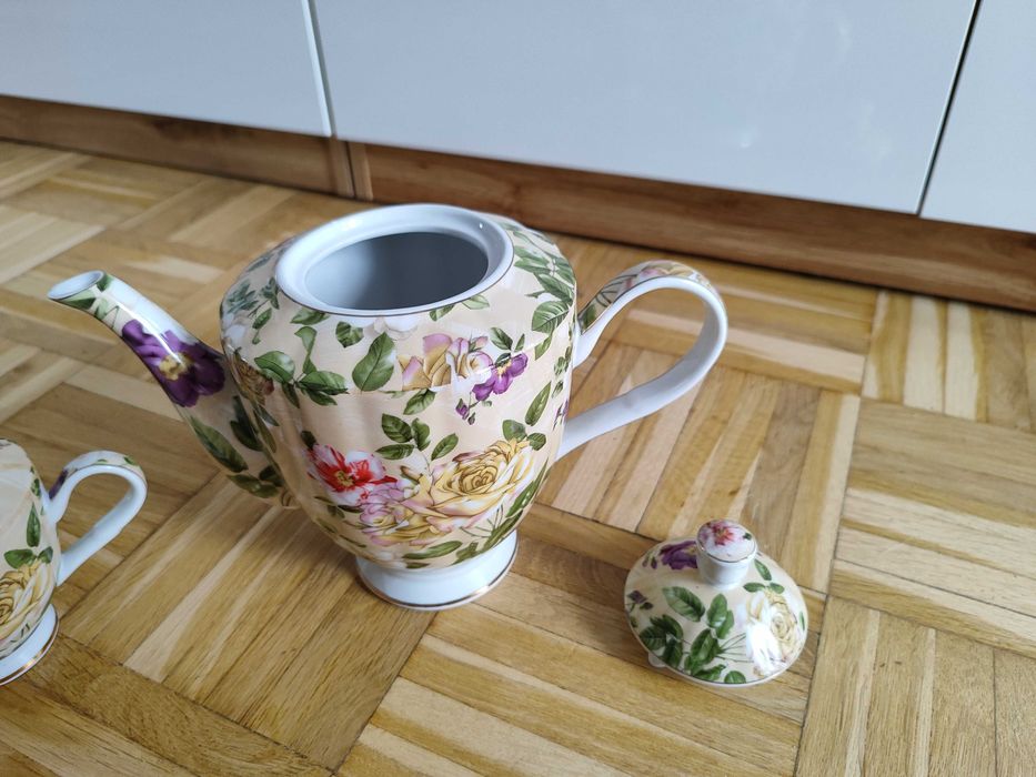 Czajnik do herbaty, mlecznik, porcelana Proud Heritage Collection