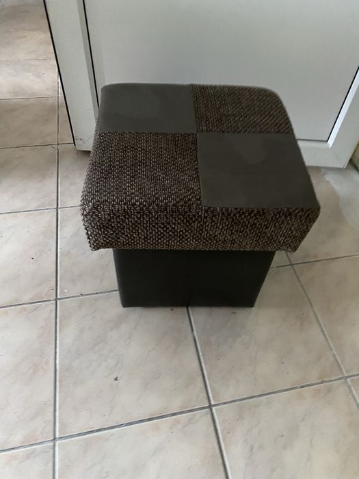 Pufa brązowa otwierana