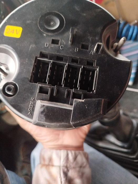 Тахограф під шайбу до Renault/Reno