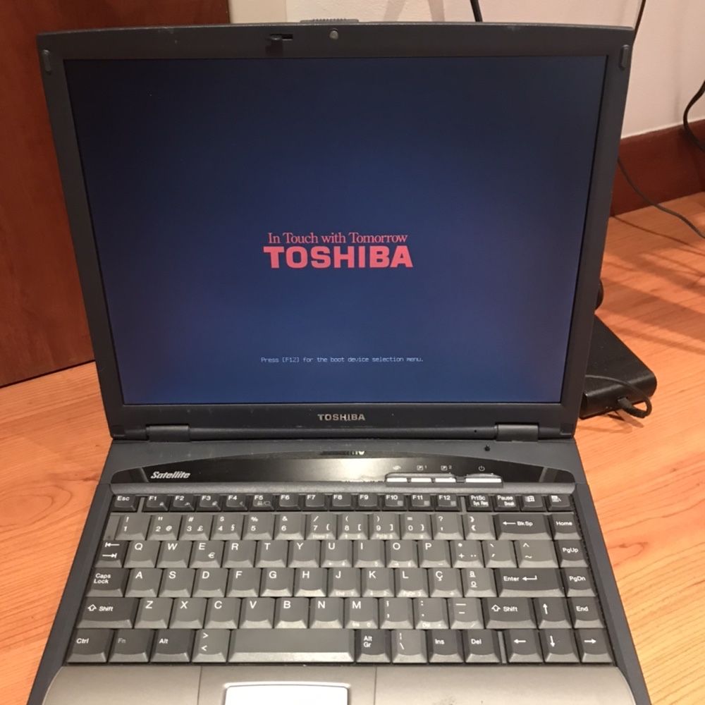 Computador Thoshiba