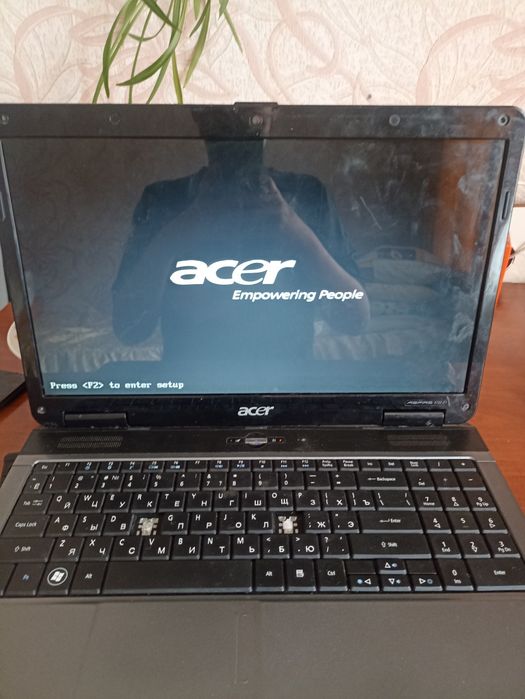 Ноутбук acer роблчій