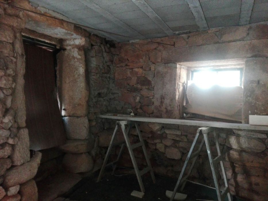 Casa no centro histórico da vila de Almeida
