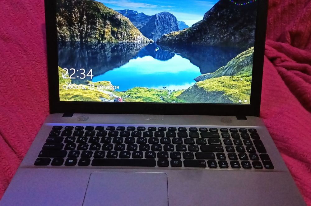 Ноутбук ASUS X541S