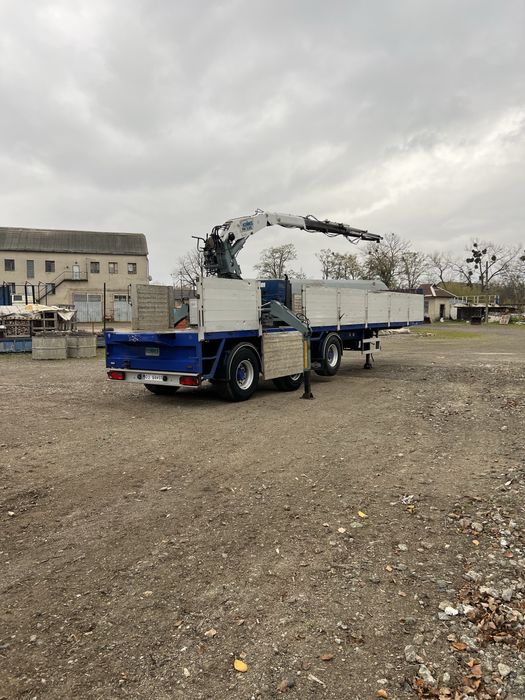 Напівпричіп Pacton з краном Kennis 16.000