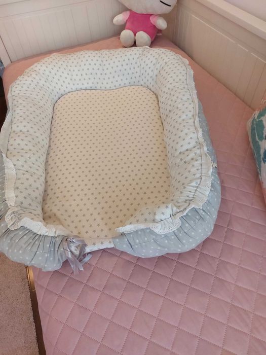 Ninho bebé, ideal para berço ou sofá