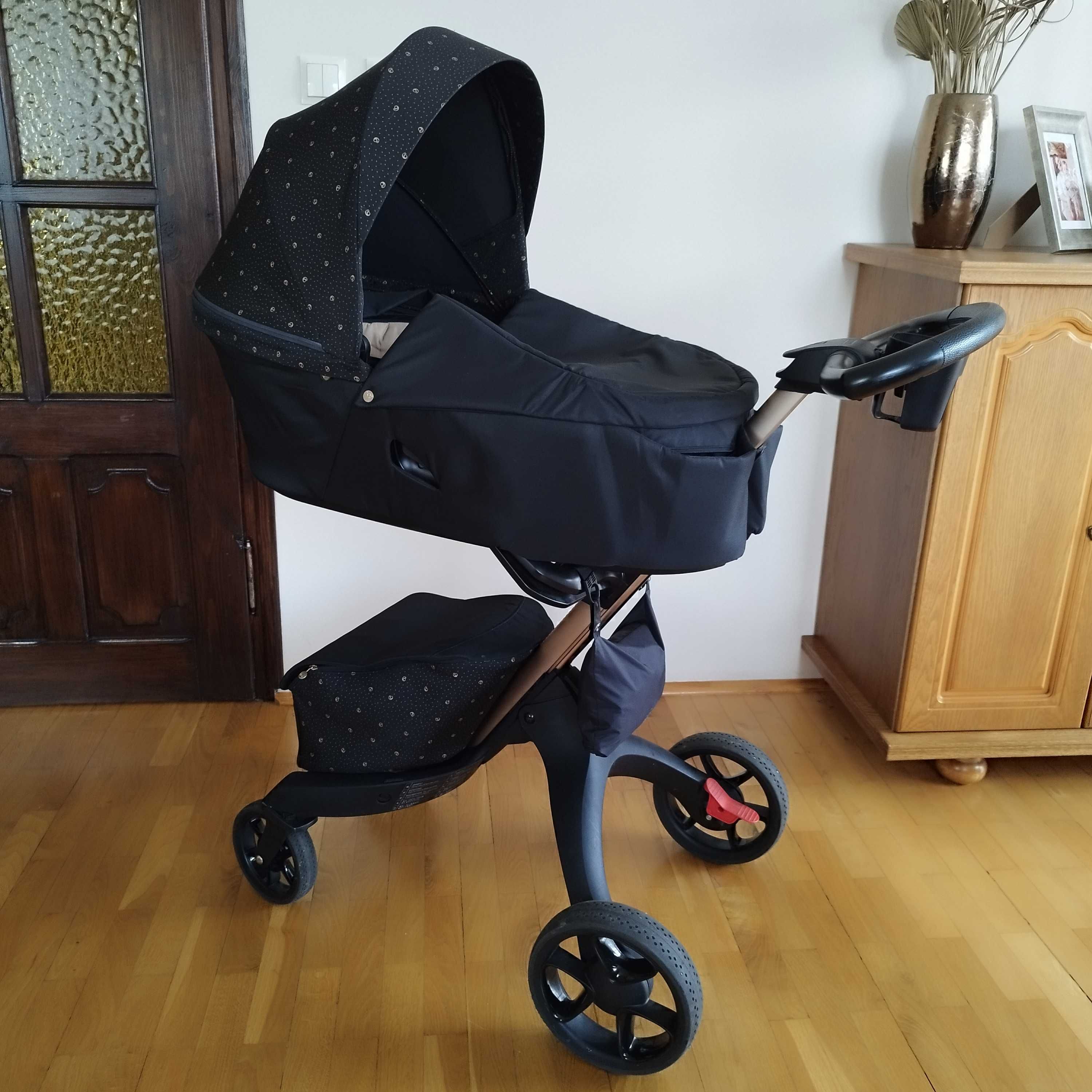Stokke® Xplory® X wózek dziecięcy Signature Black
