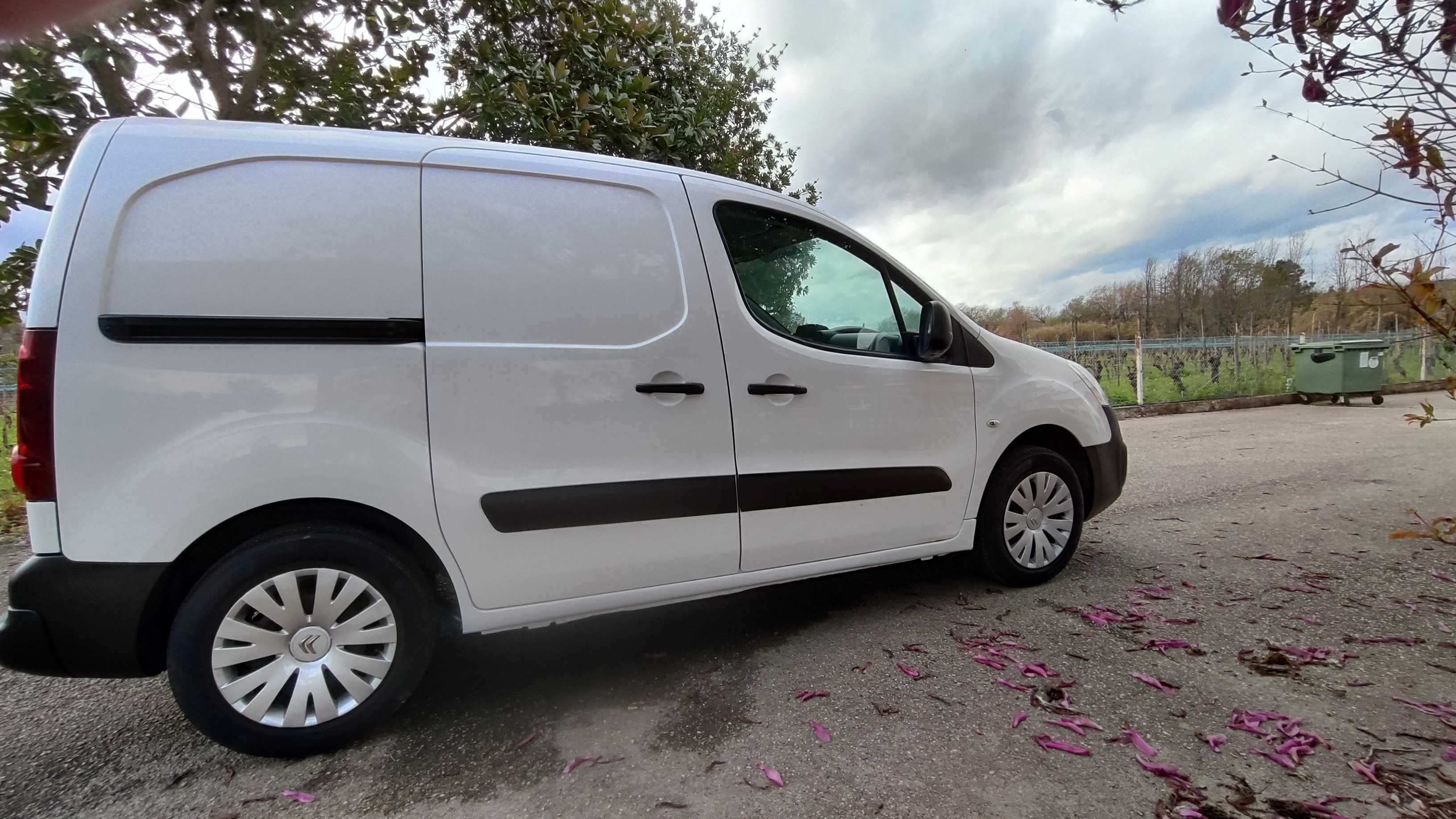 CITROEN BERLINGO 1.6 BLUE HDI IVA DEDUTIVEL 104M KM