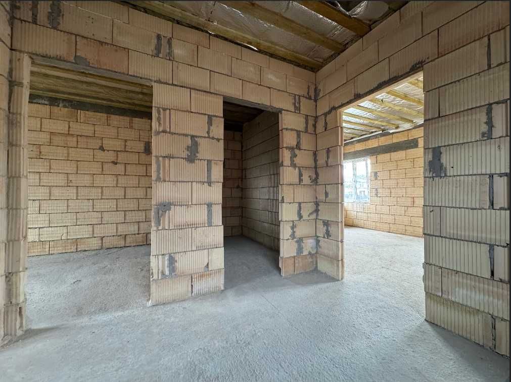 Продаж будинку  117 кв.м., з ділянкою світло 17кВт,газ,септик,інтрнет!