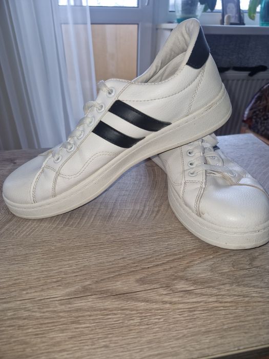 кросівки чоловічі 42 розмір