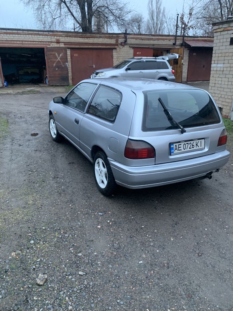 Nissan sunny N14