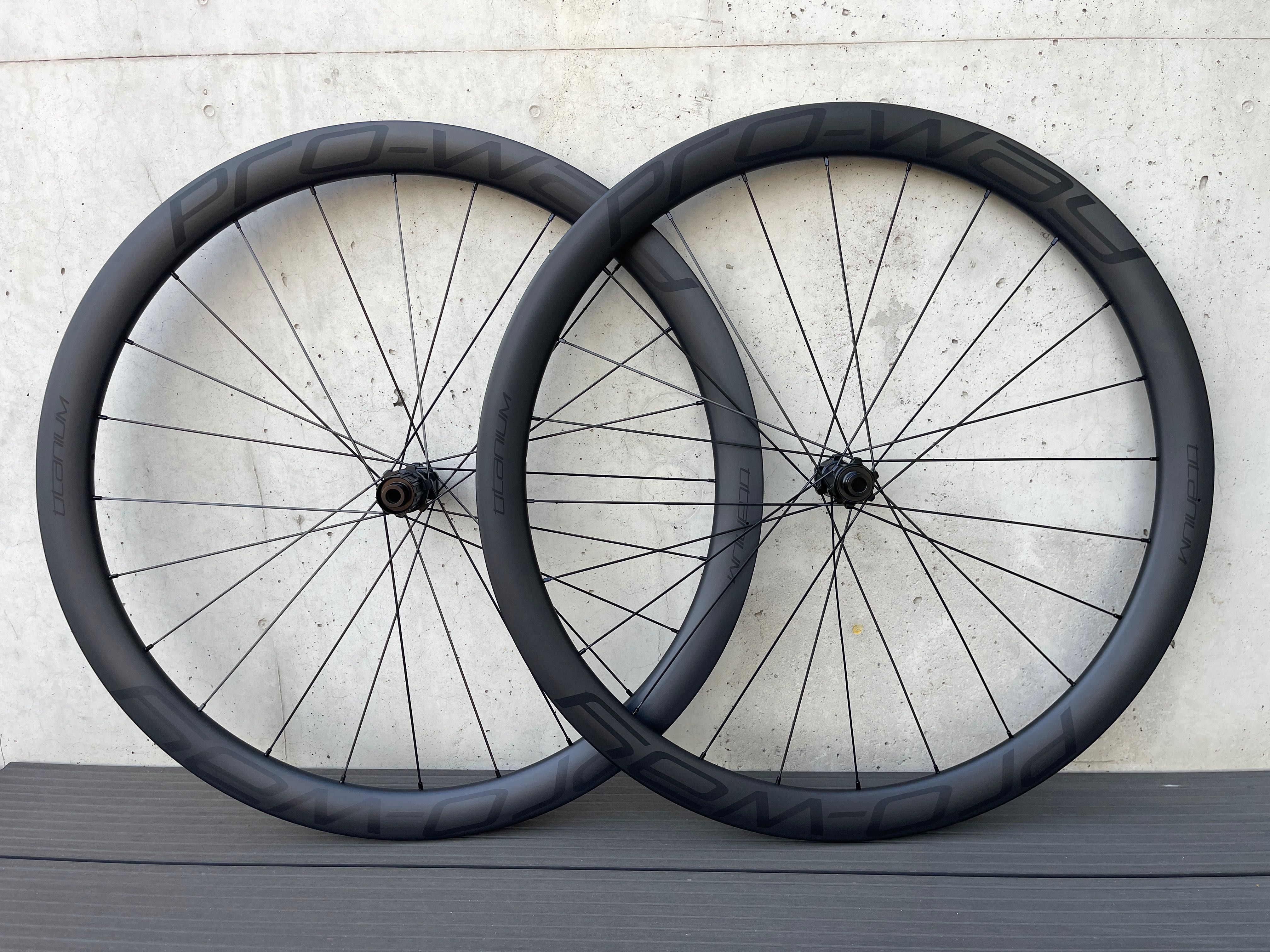2025! Koła szosowe carbon PRO-WAY NEW  TITANIUM 42mm 1310g!