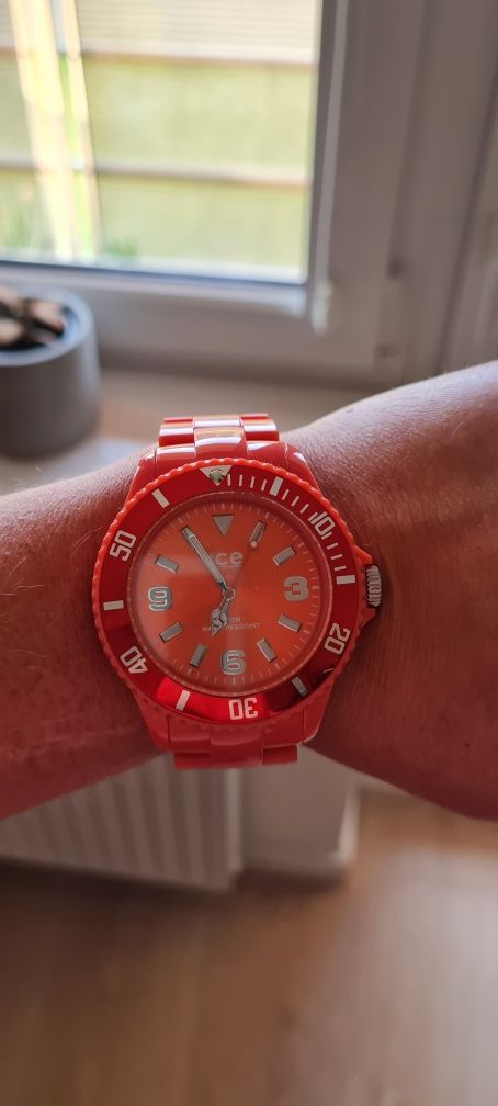 Nowy zegarek Ice Watch koralowy nowy