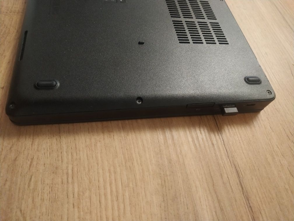 Dell latitude 5480 i5 g7, 8 ram, ssd 240 gb