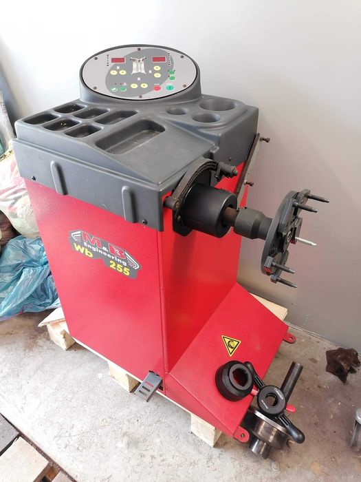 Wyważarka do kół M&B Wb255 | Nowa nakrętka HAWEKA + stożki + uchwyt NP