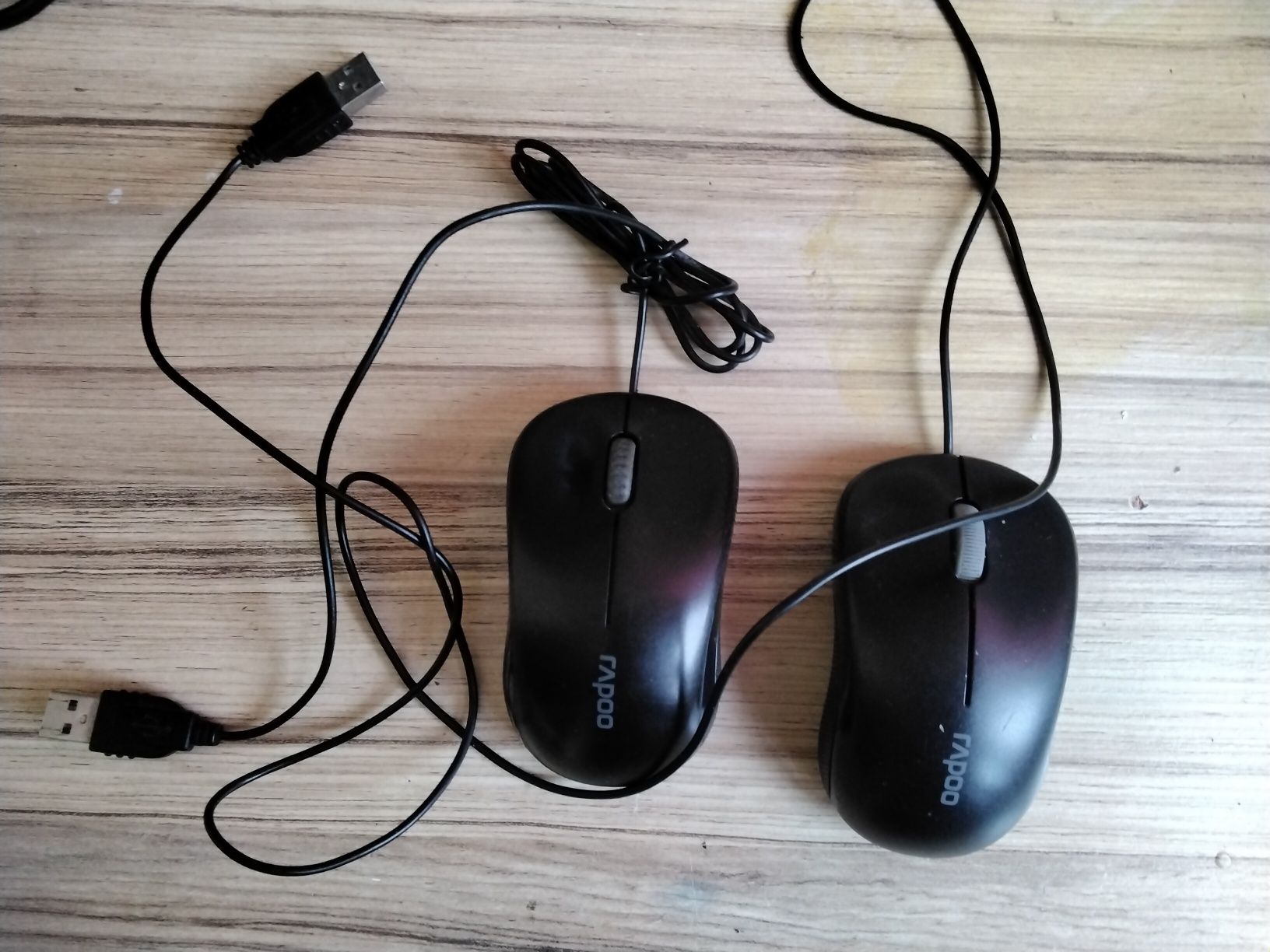 Две мышки для компьютера