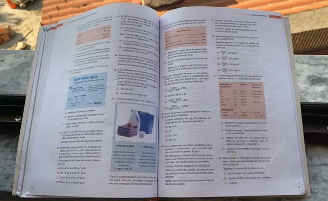 Caderno de Exercícios e Problemas - Físico-Química A, 10º Ano (Novo Q)