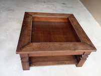 Mesa de centro de sala com gaveta espositor com tampo de vidro