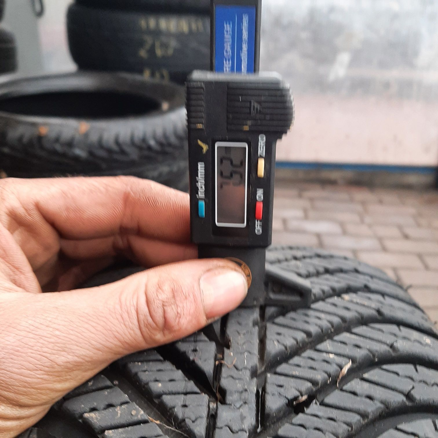 Opona Wielosezon GOODYEARA 185/55R14 80H