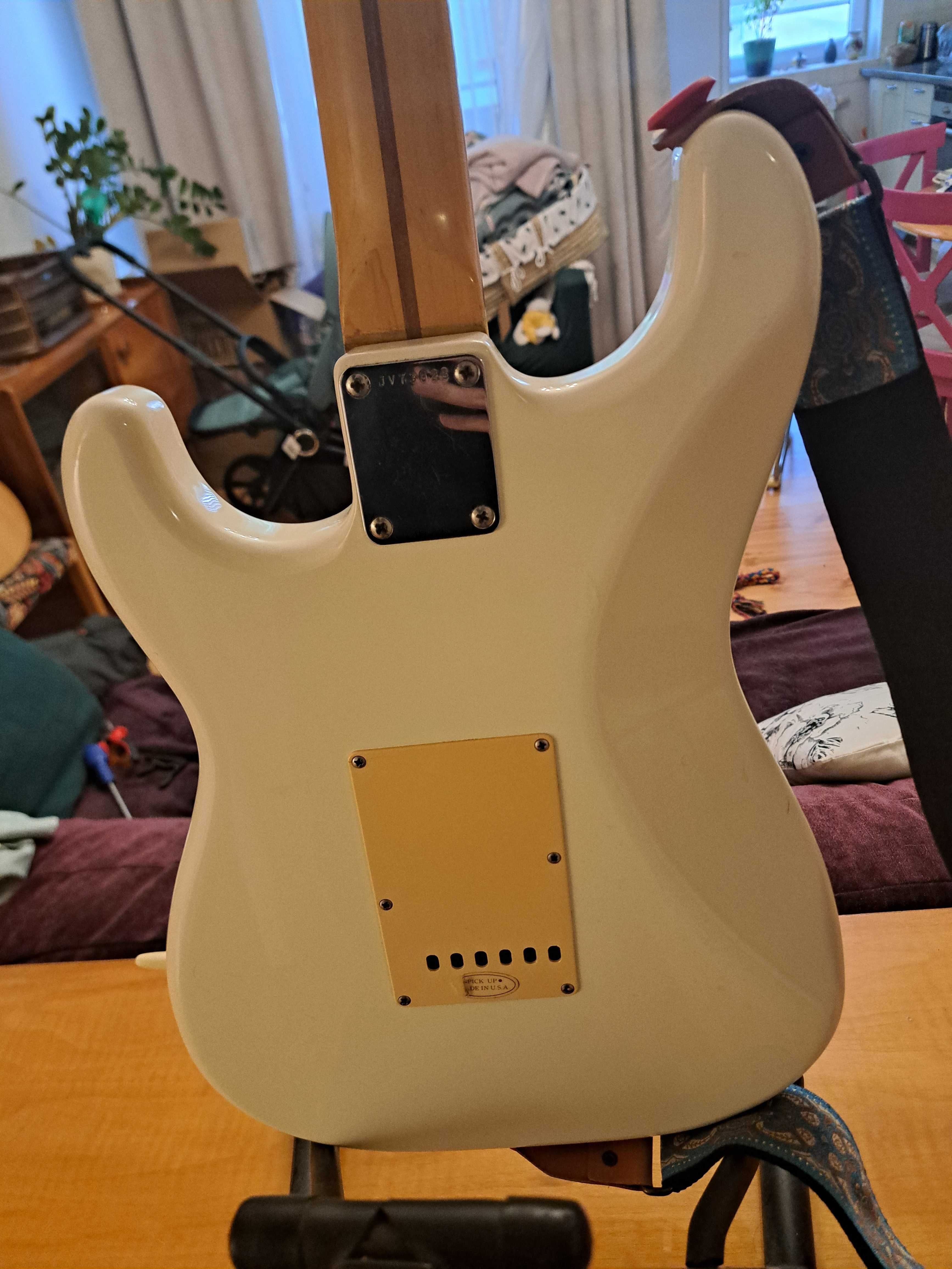 Fender Stratocaster JV 1983