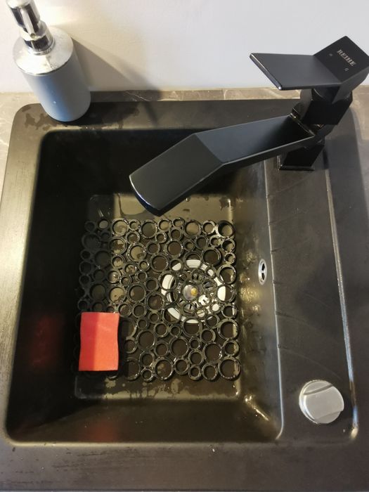 Bateria kuchenna Reihe z wężykami i zlewozmywakiem