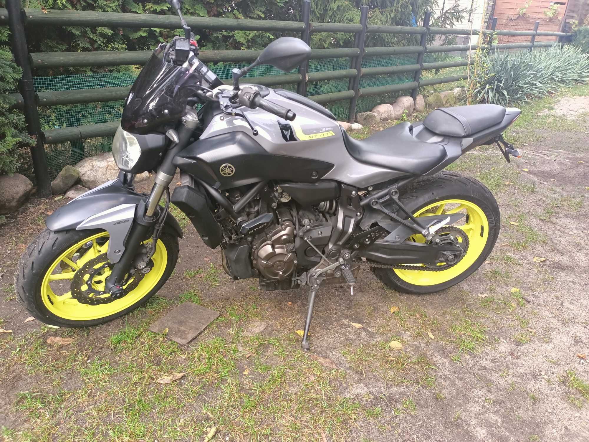 yamaha mt 07 niski przebieg