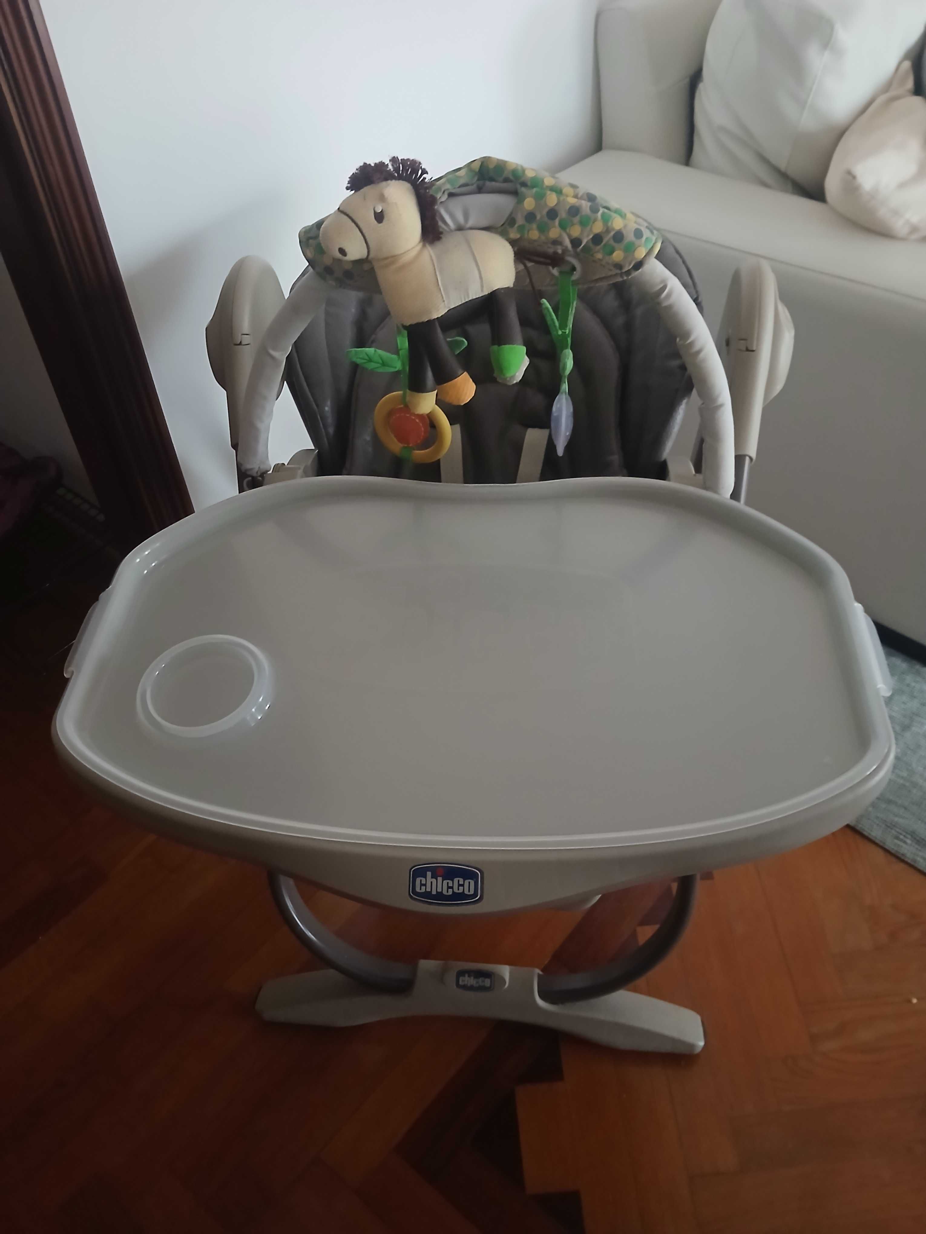 Cadeira de Refeição Chicco Polly Easy (3 etapas)