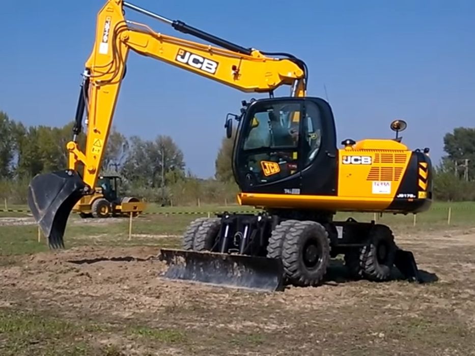 Услуги Экскаватор полноповоротный колёсный