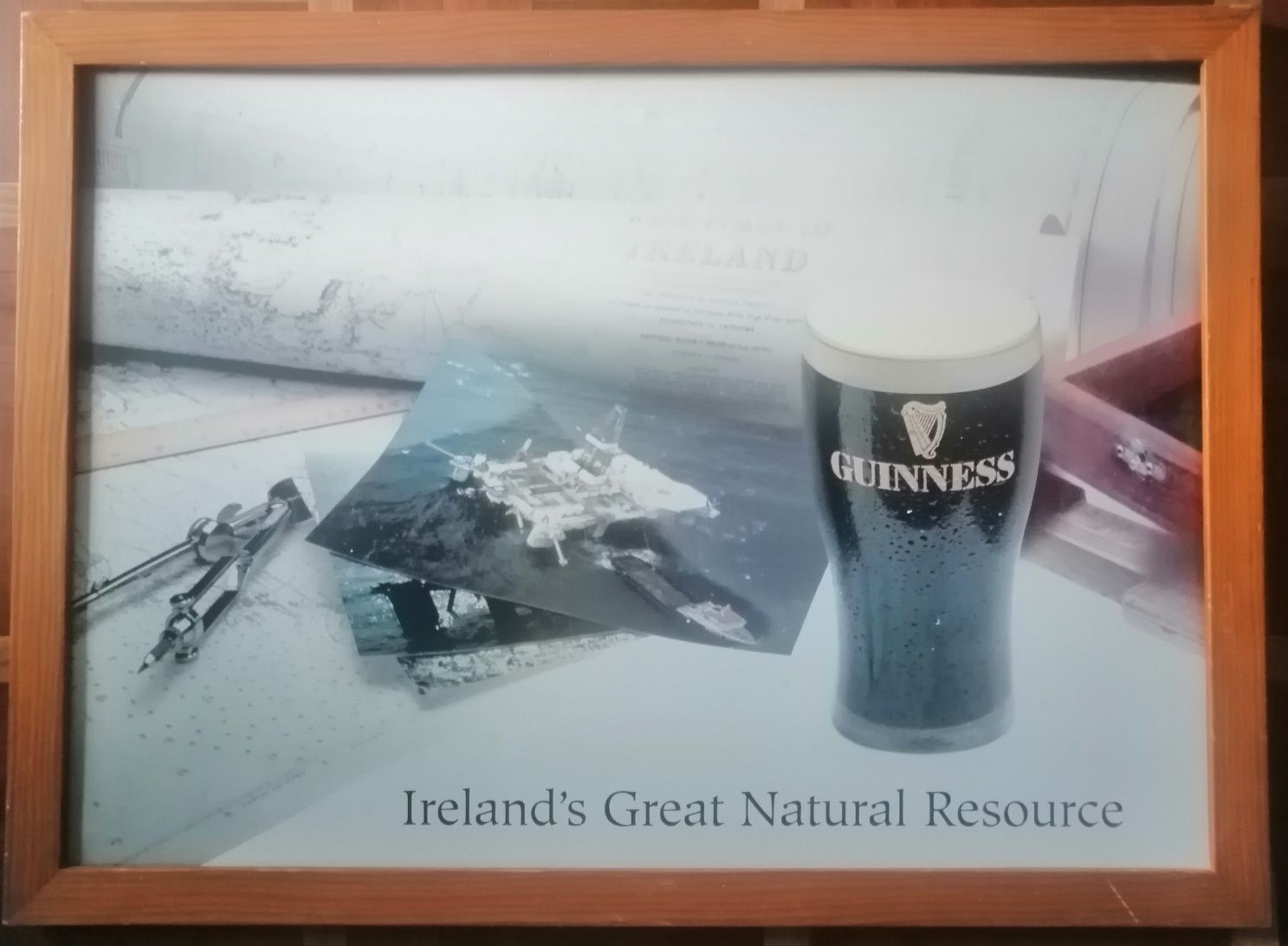 Quadro publicitário cerveja da Irlandesa GUINNESS