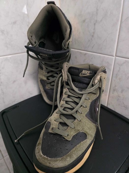 Tenis da Nike verde militar