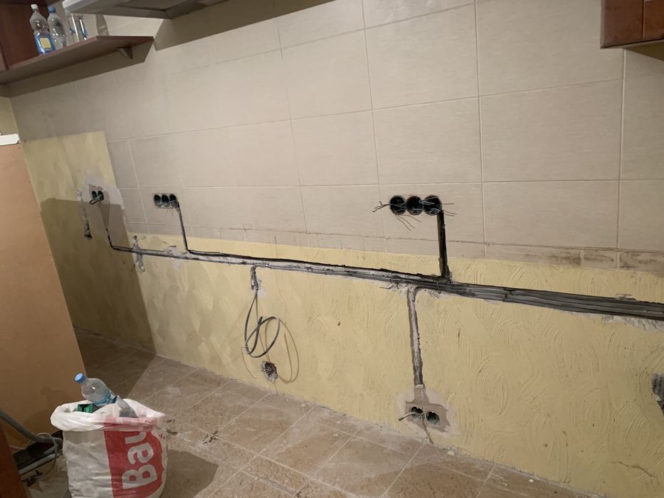 Электрик вызов мастера ремонт электропроводки замена автоматов монтаж