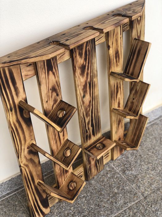 Garrafeira feita em paletes