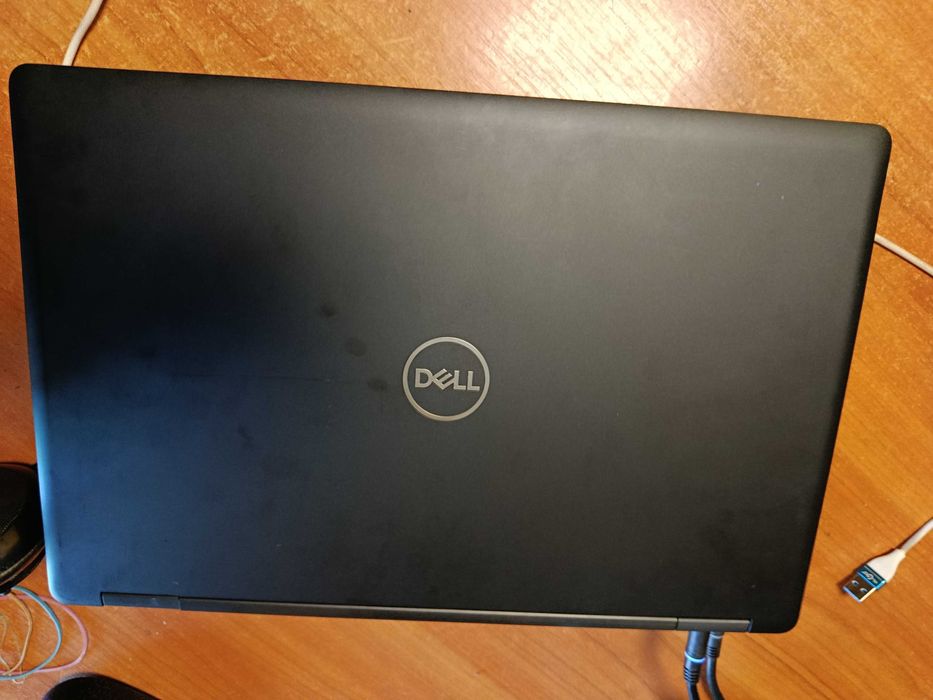Dell Precision 3530 i7-8750H/Ram 32gb/SSD 750gd/Nvidia P600 4gb/UHD 1g
