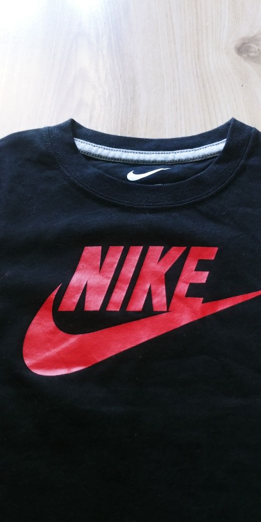 Nowa Koszulka dla chłopca roz.92/98 Nike